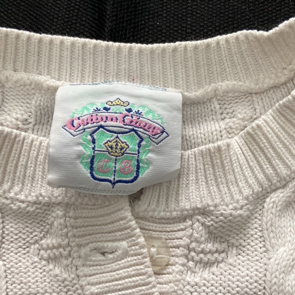 Vintage White Cable Knit Cropped Button-Down Sweater - Picture 7 of 15